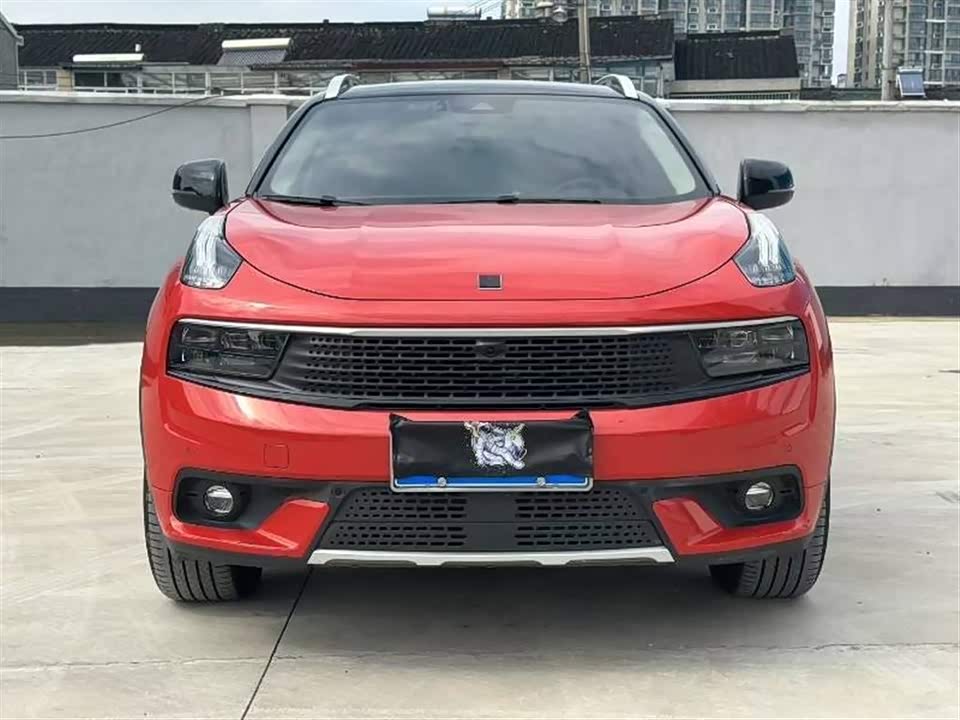 Lynk & Co 01