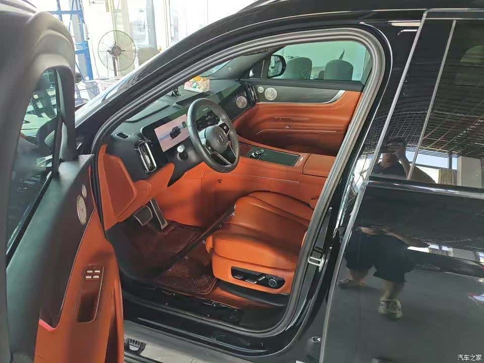AITO M9, 2025 4