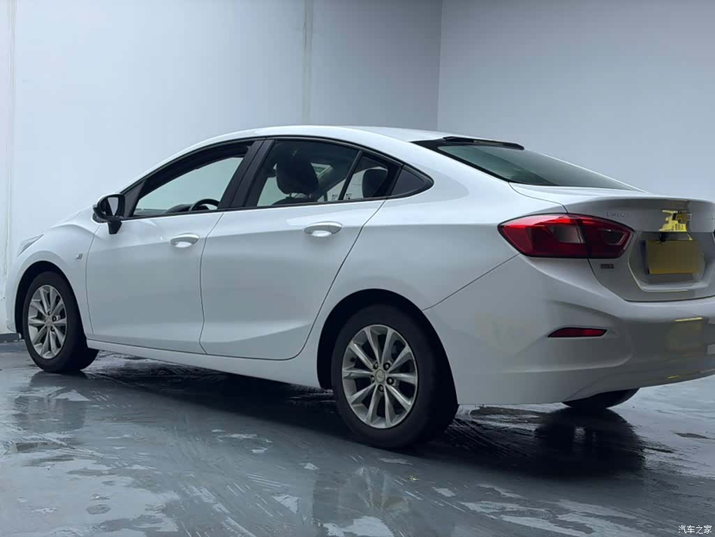 Chevrolet 320, 2017 9