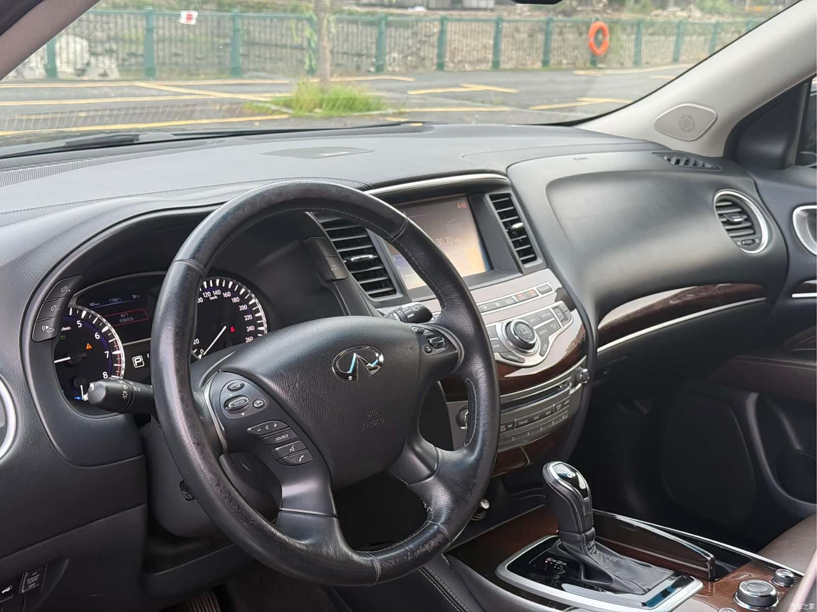 Infiniti QX60, 2017 10