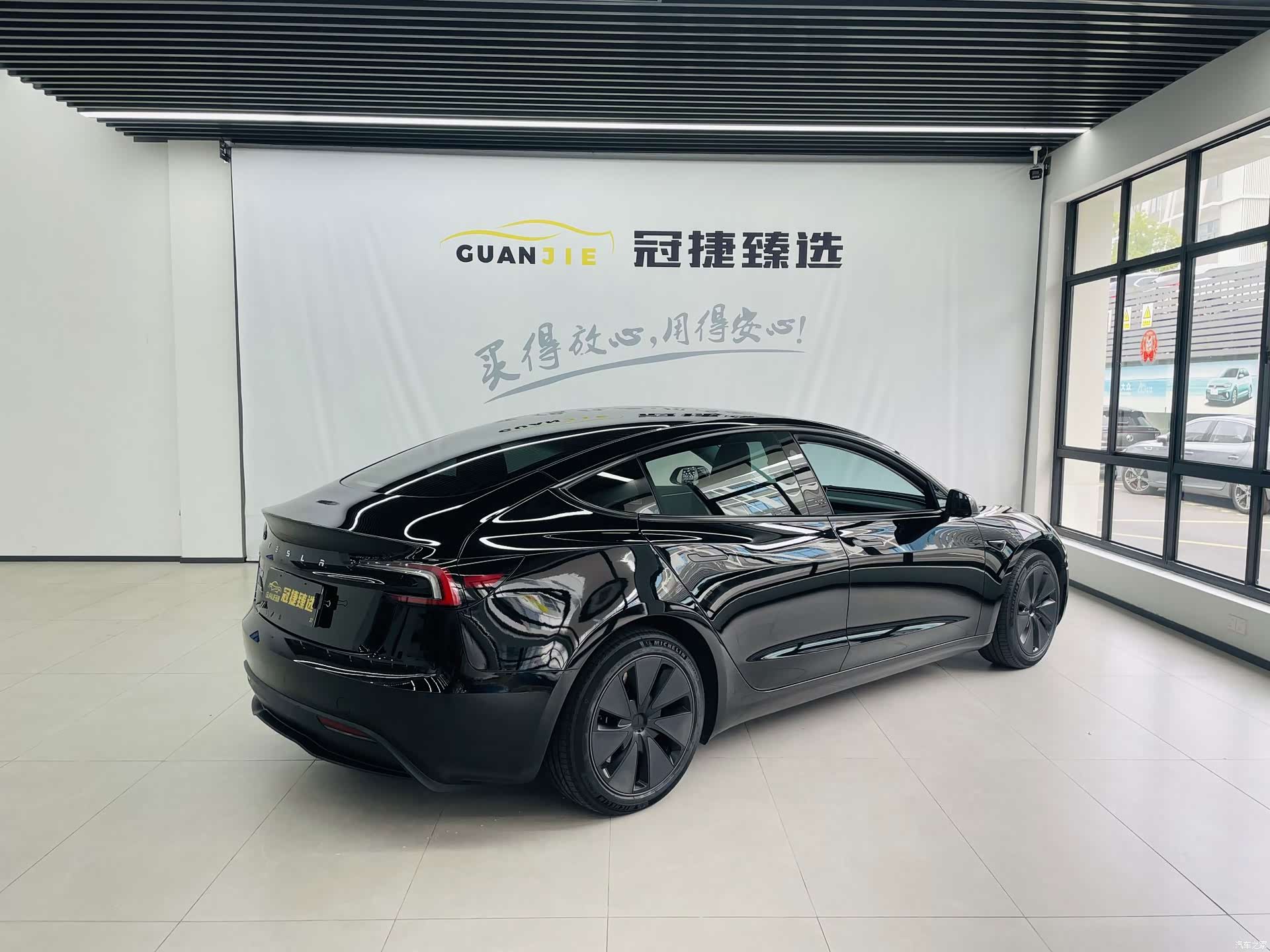 Tesla Model 3, 2023 17