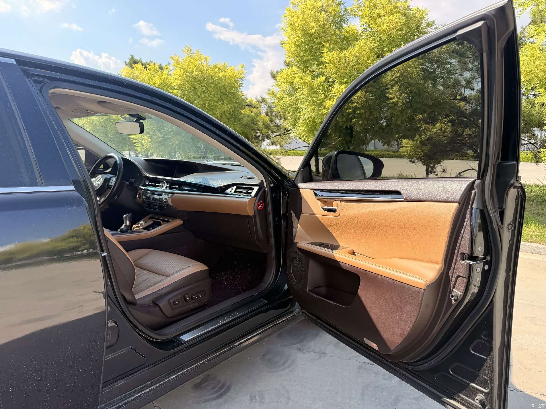 Lexus ES, 2016 17