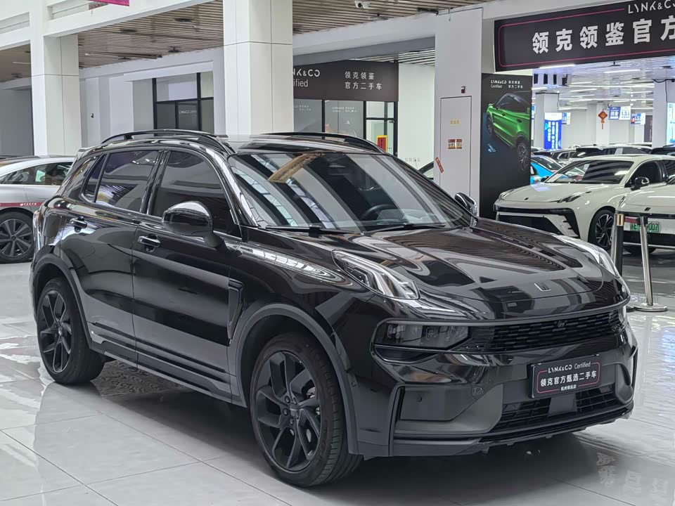 Lynk & Co 01