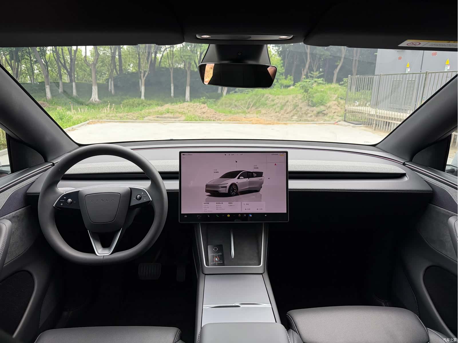 Tesla Model Y, 2025 6