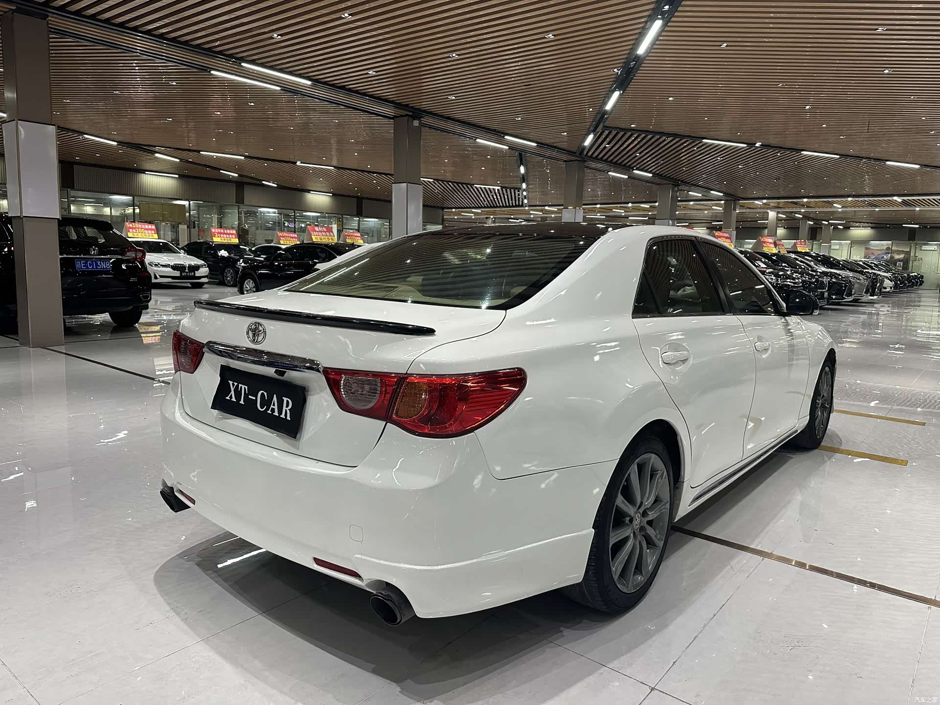 Toyota 2.5V, 2012 13