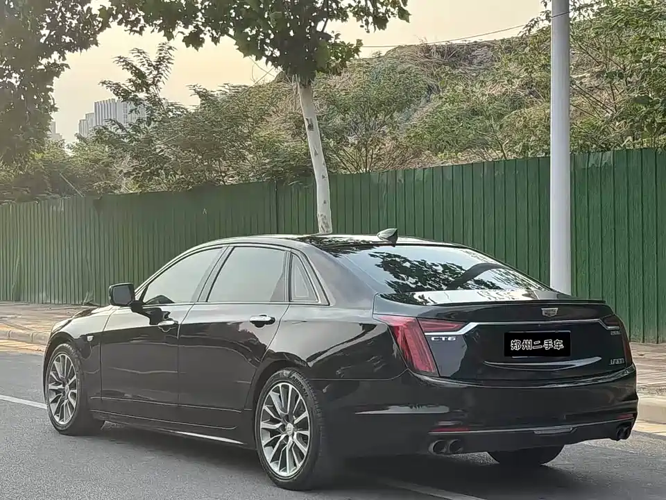 Cadillac CT6