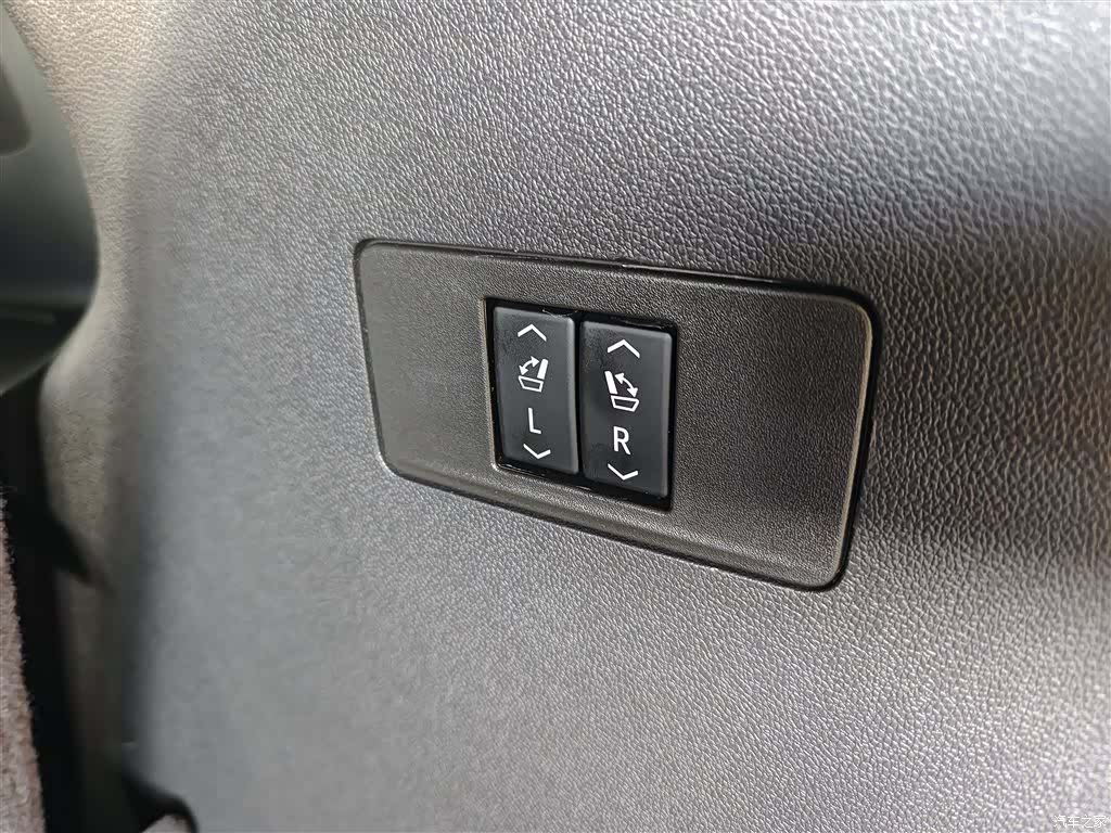 Buick Enclave, 2023 10