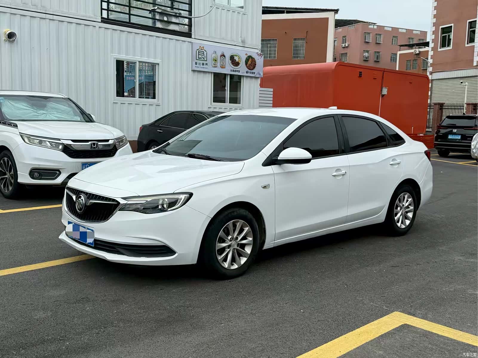 Buick V, 2018 1