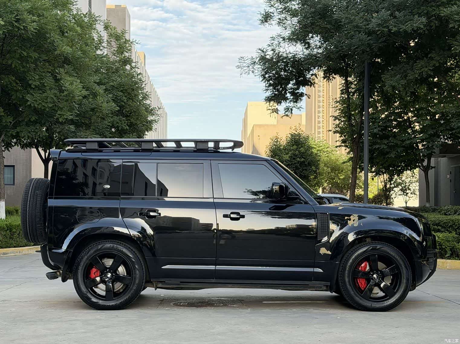 Land Rover Defender, 2024 18
