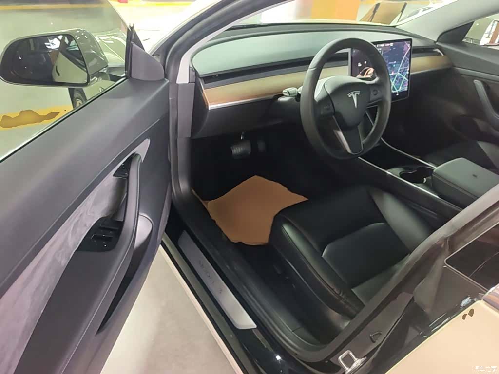 Tesla Model 3, 2020 16