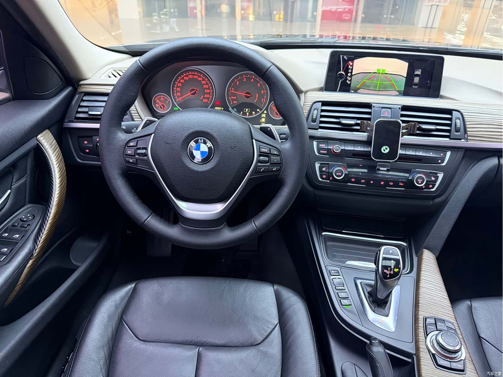 BMW 3 Series, 2015 7