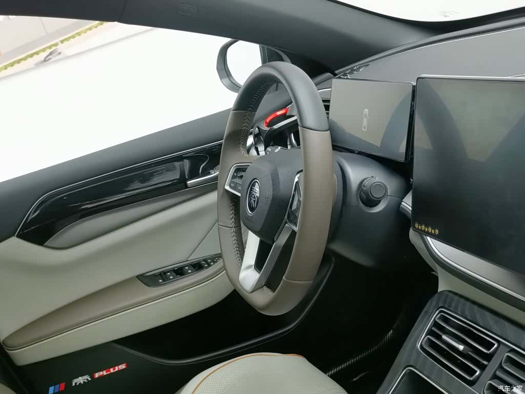 BYD Qin, 2023 22
