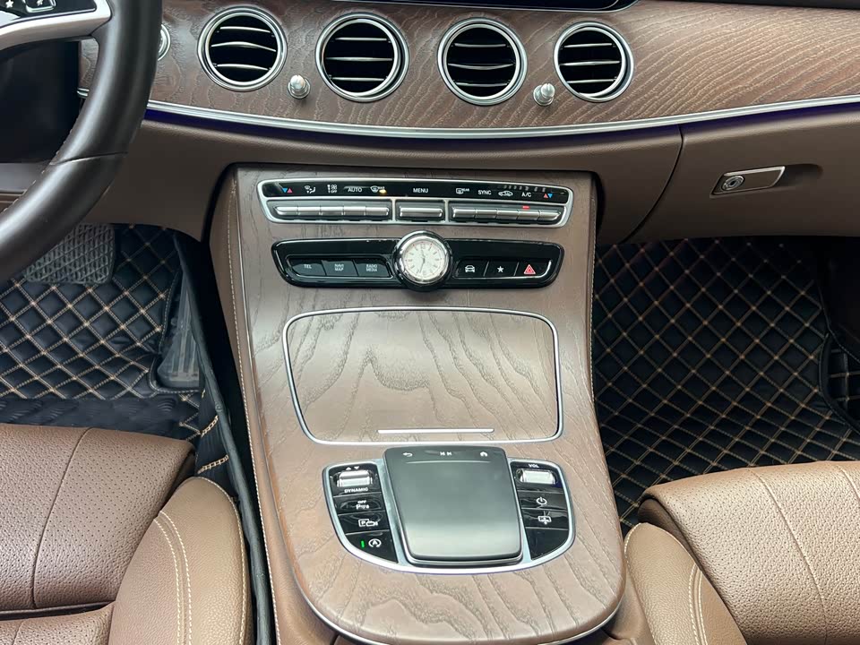 Mercedes-Benz E-class Mercedes-Benz E-class