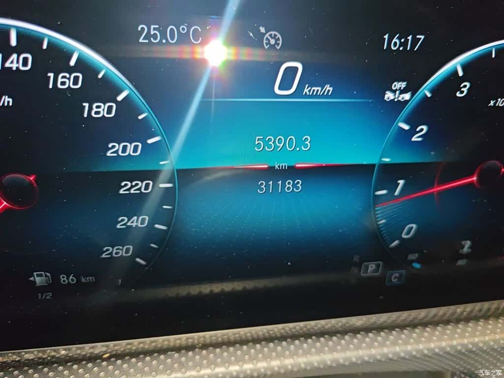 Mercedes-Benz CLA, 2022 13