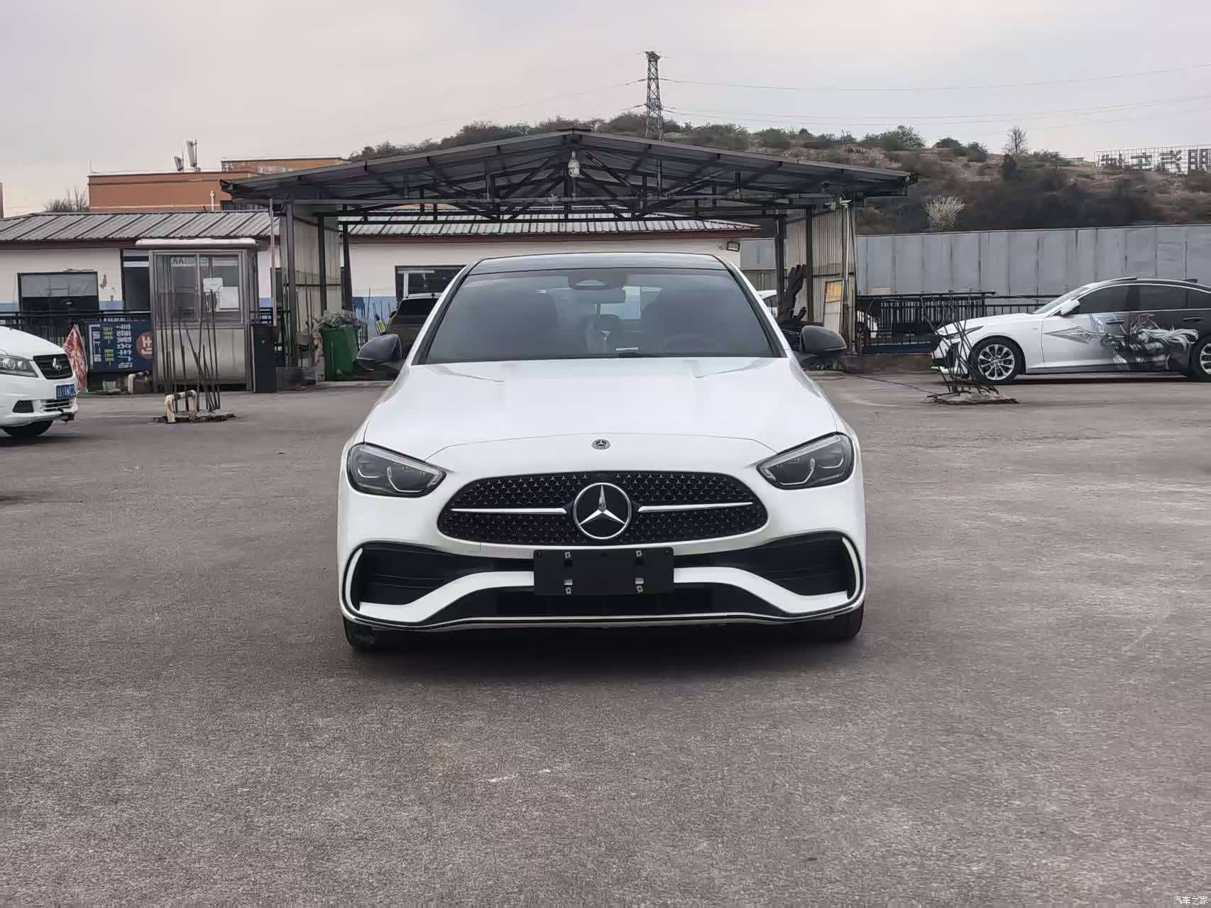 Mercedes-Benz C-Class, 2024 2