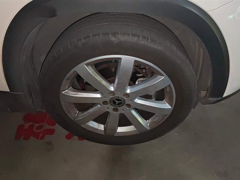 Mercedes-Benz GLB Mercedes-Benz GLB
