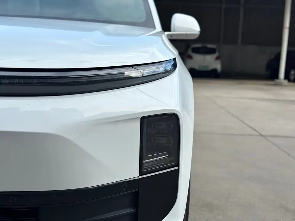 Li Auto Ideal L6