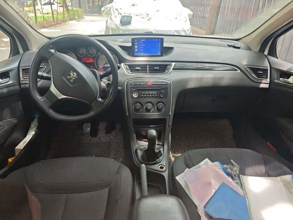 Peugeot 308, 2015 10