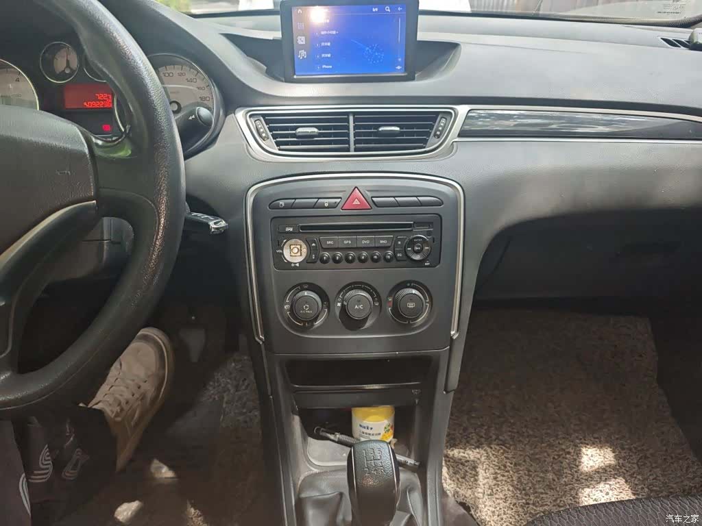 Peugeot 308, 2015 14