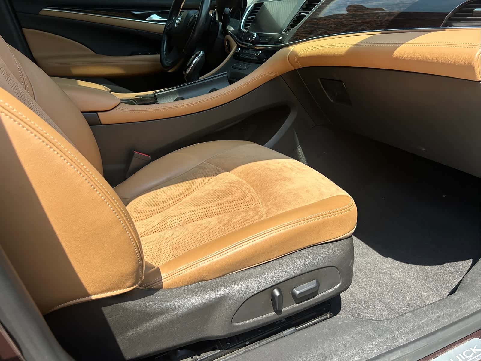 Buick LaCrosse, 2017 24