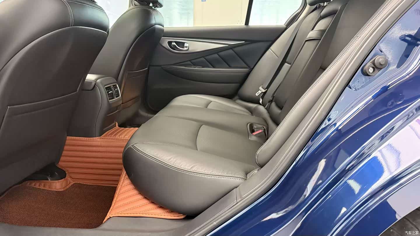 Infiniti Q50L, 2021 4