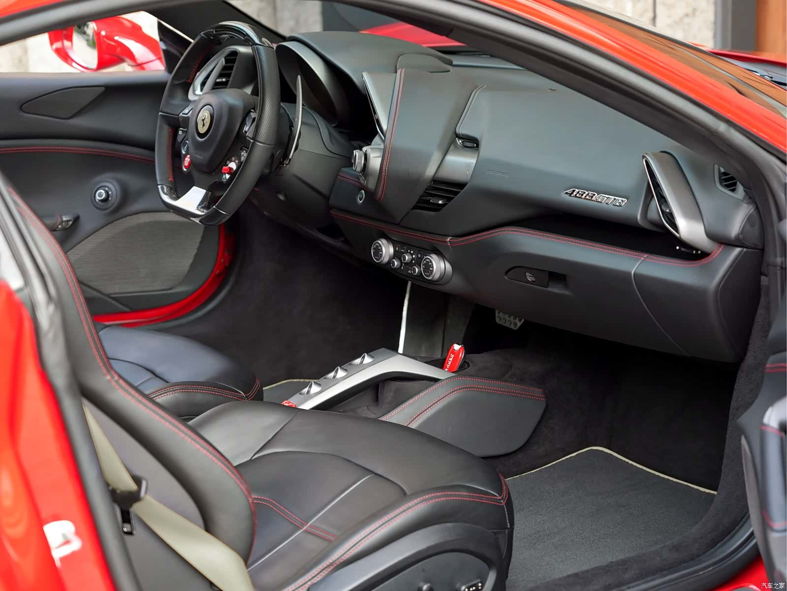Ferrari 488, 2016 17