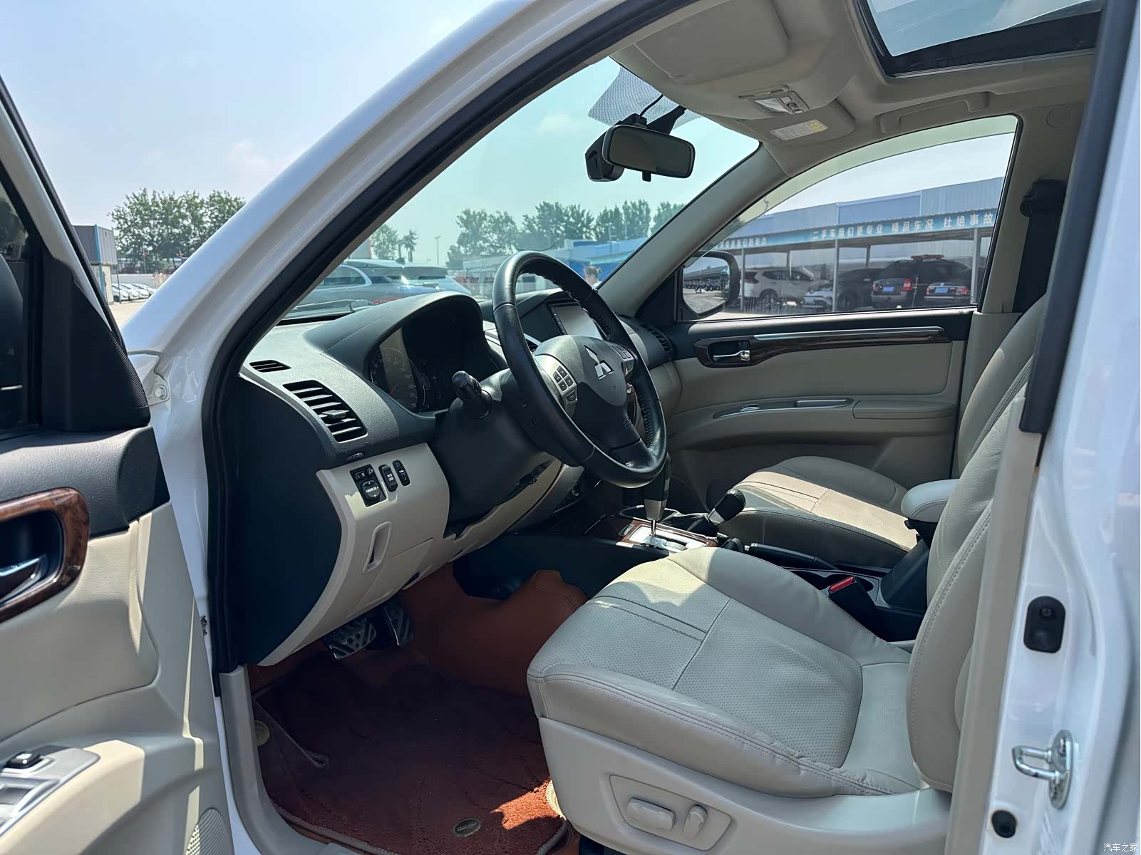 Mitsubishi Pajero, 2017 6