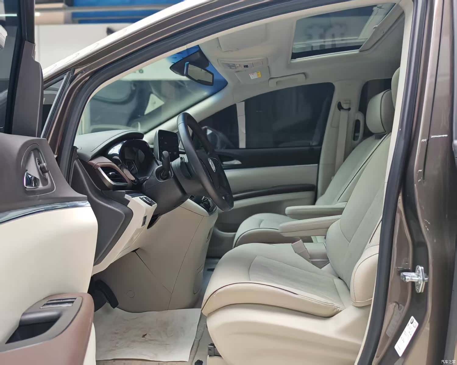 Buick GL8, 2022 7