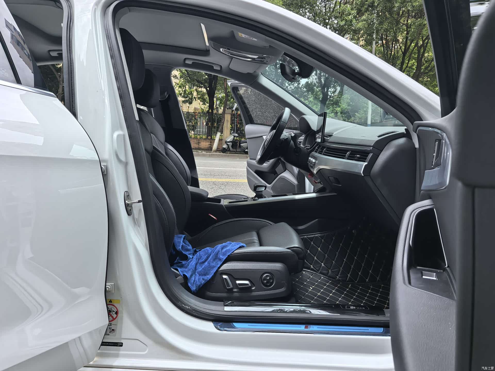 Audi A4L, 2024 18