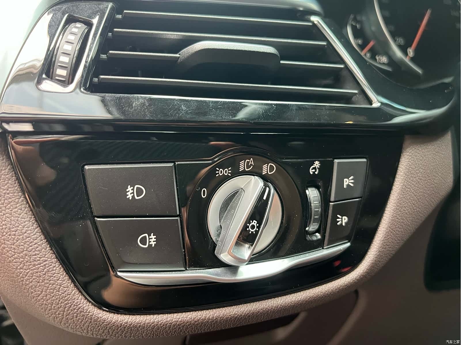 BMW 5 Series, 2018 18