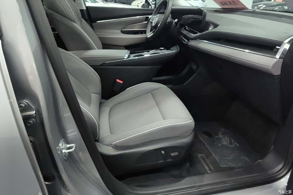 Buick E5, 2025 8