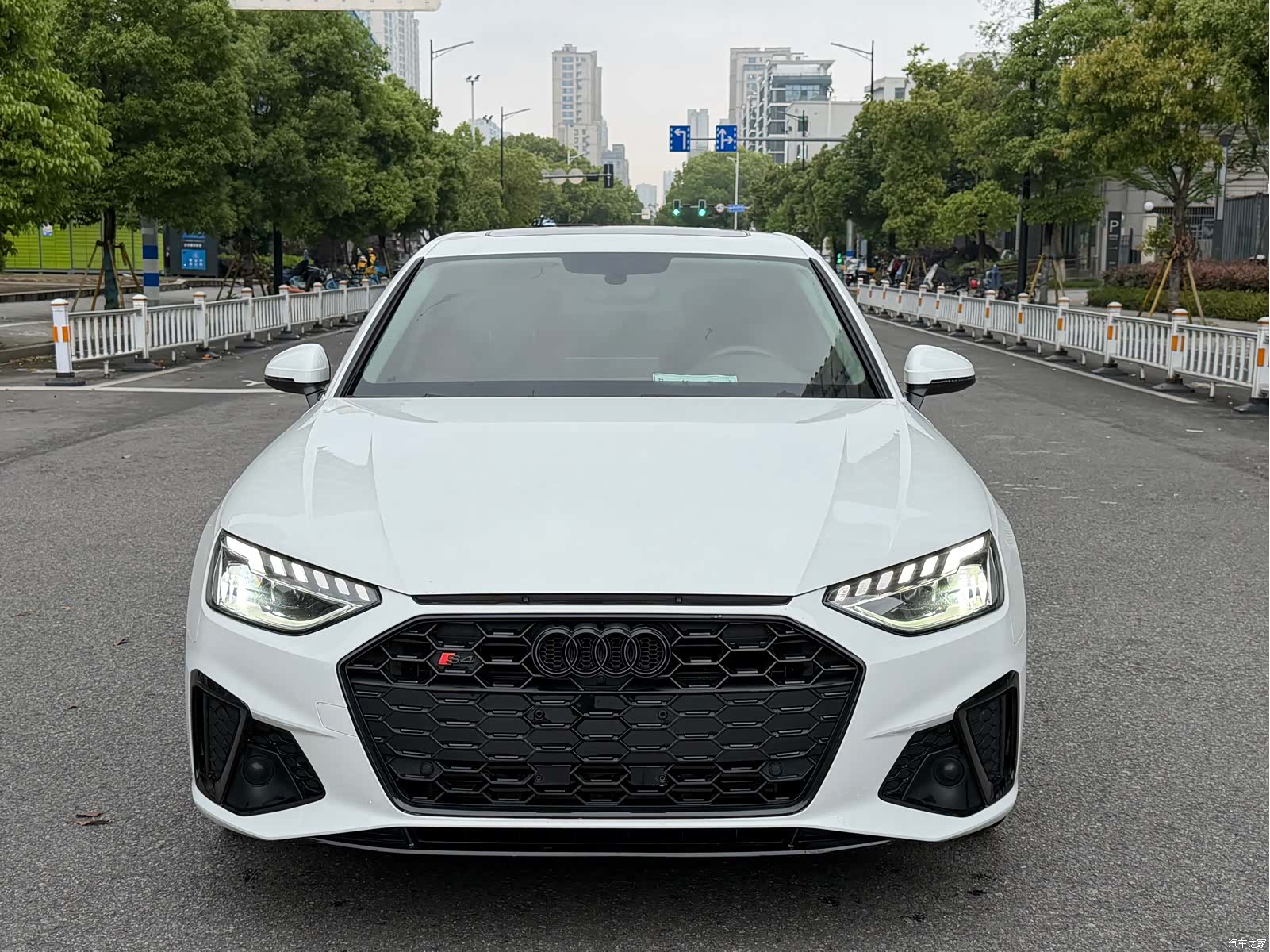 Audi A4L, 2021 2