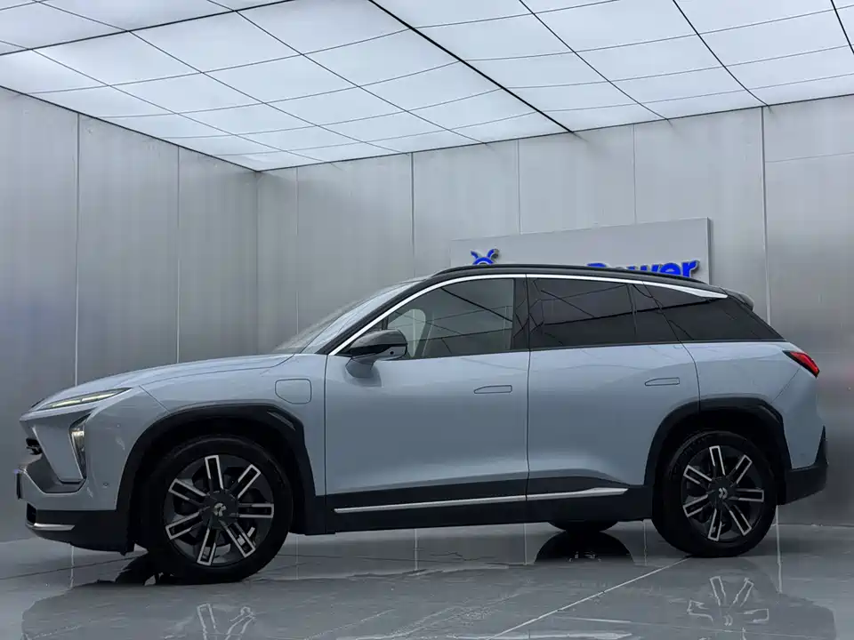 NIO ES6