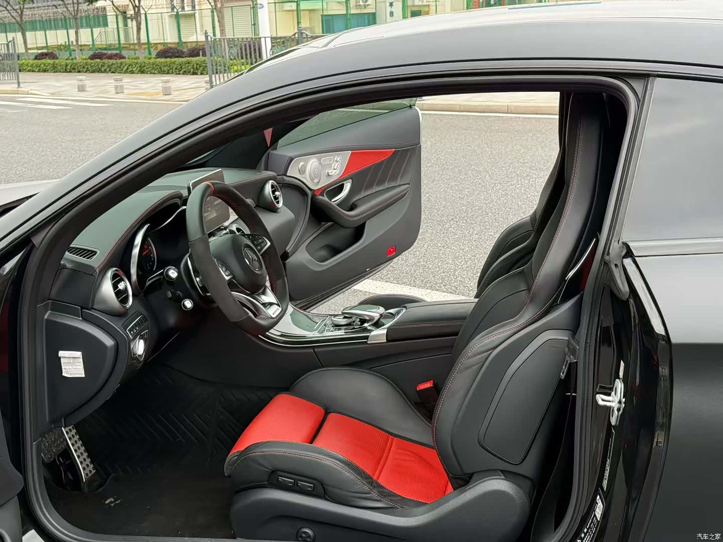Mercedes-Benz C-Class, 2018 4
