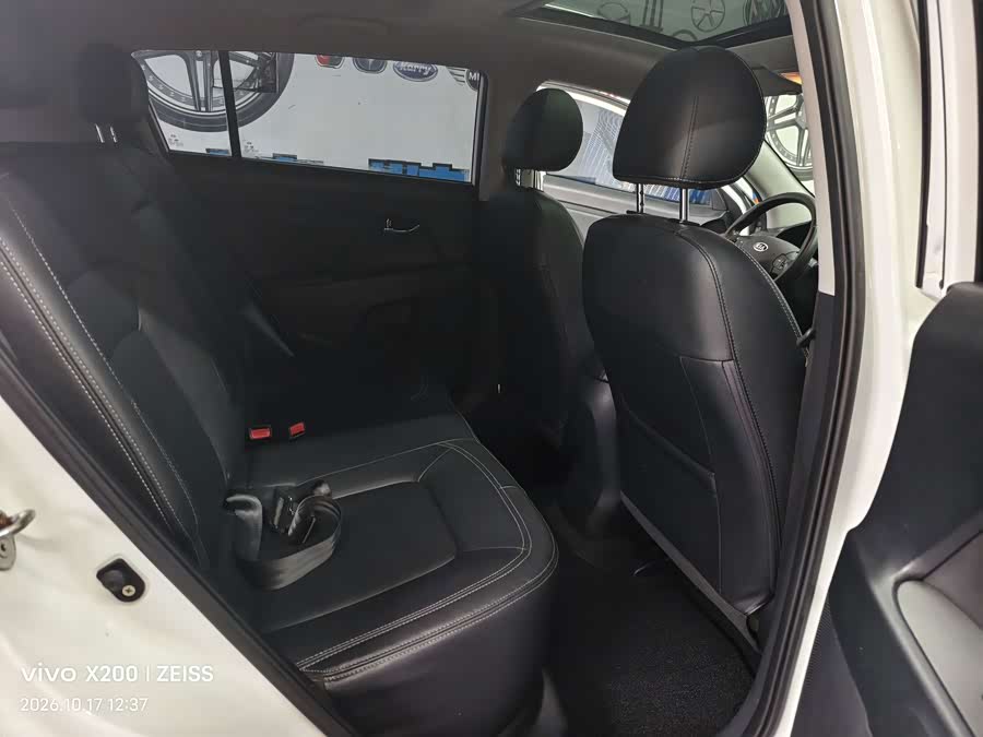 Kia Tucson 2014, фото 9