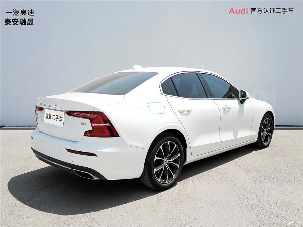 Volvo S60, 2021 все фото