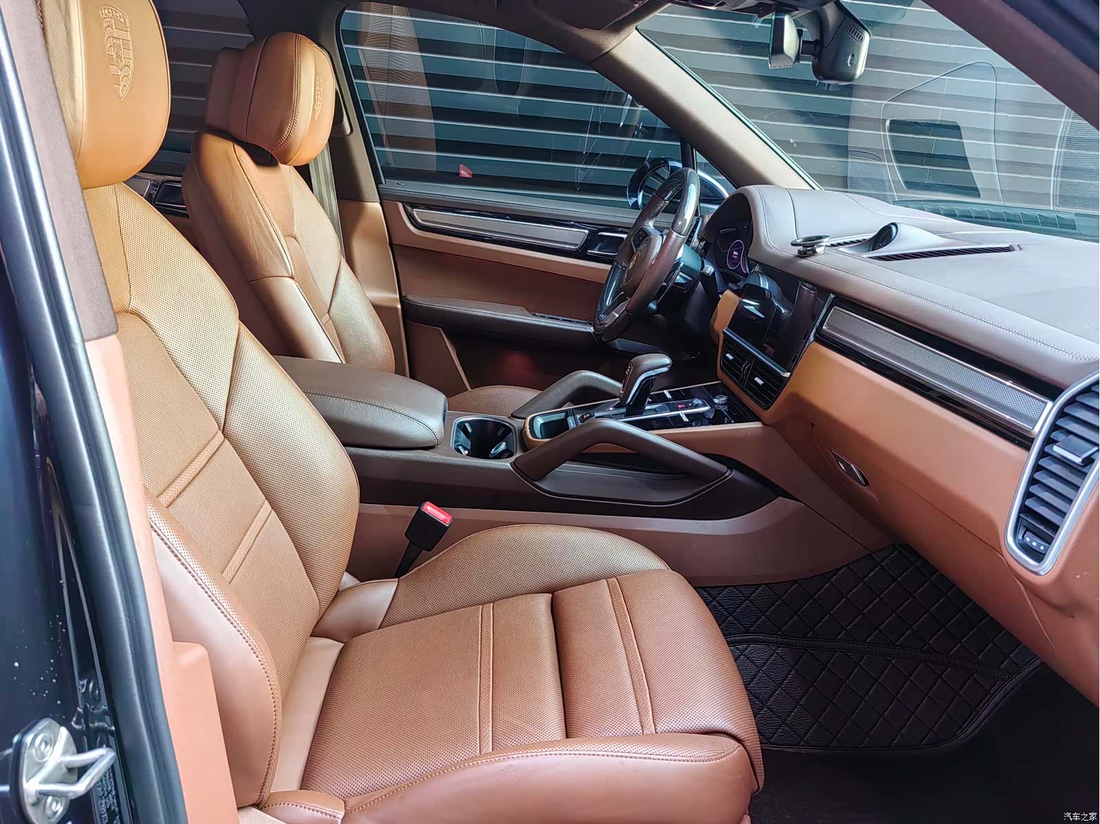Porsche Cayenne, 2023 14