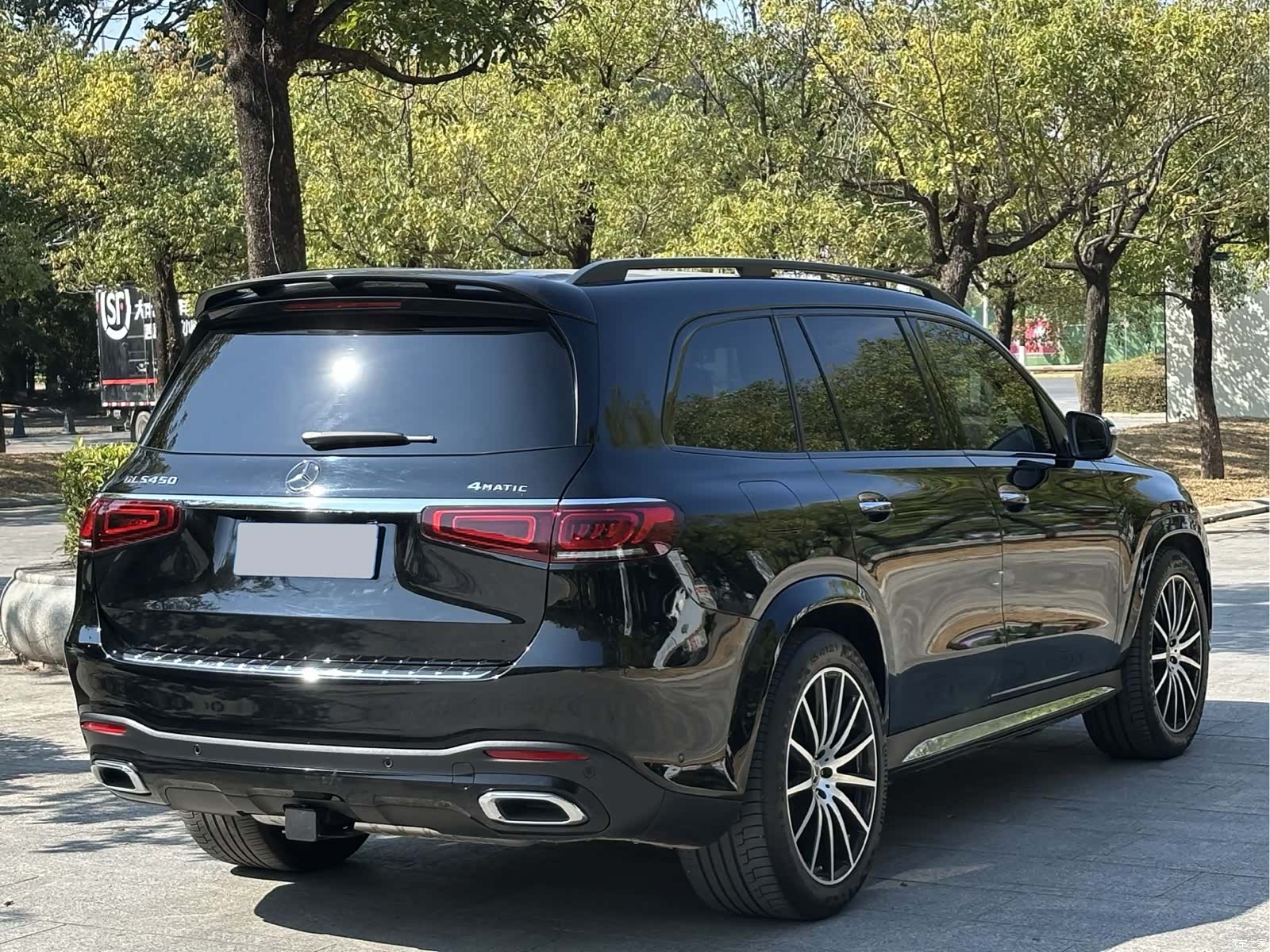 Mercedes-Benz GLS, 2024 4