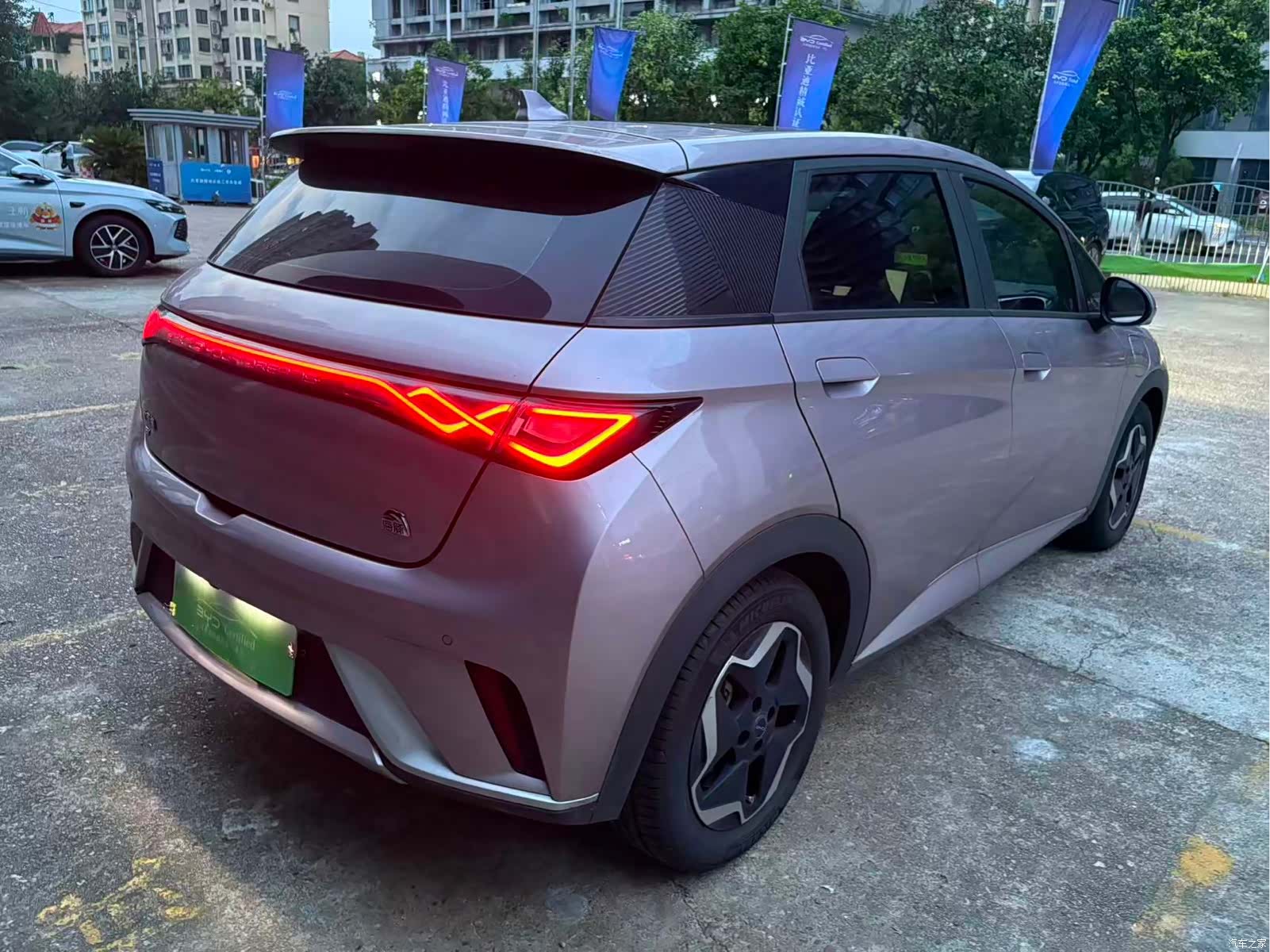 BYD Dolphin, 2022 10