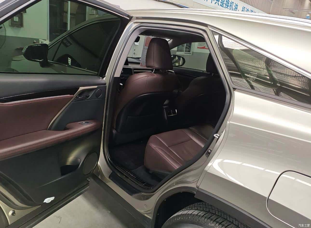 Lexus RX, 2022 4