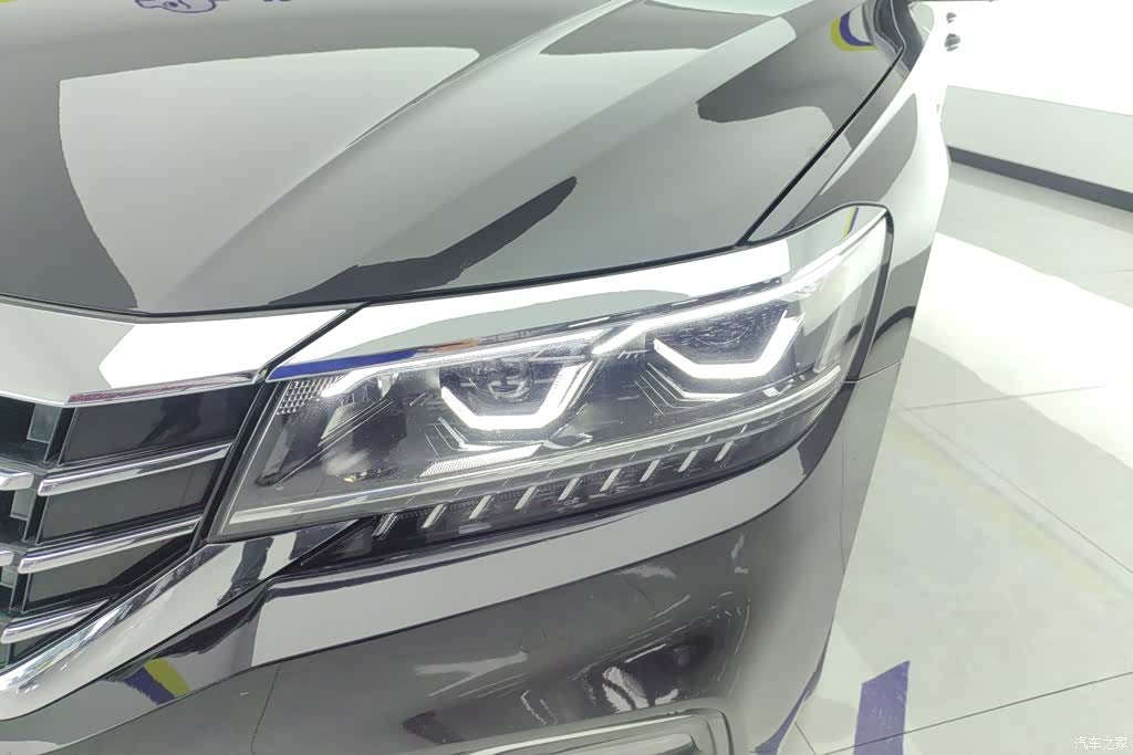 Volkswagen Passat, 2020 все фото