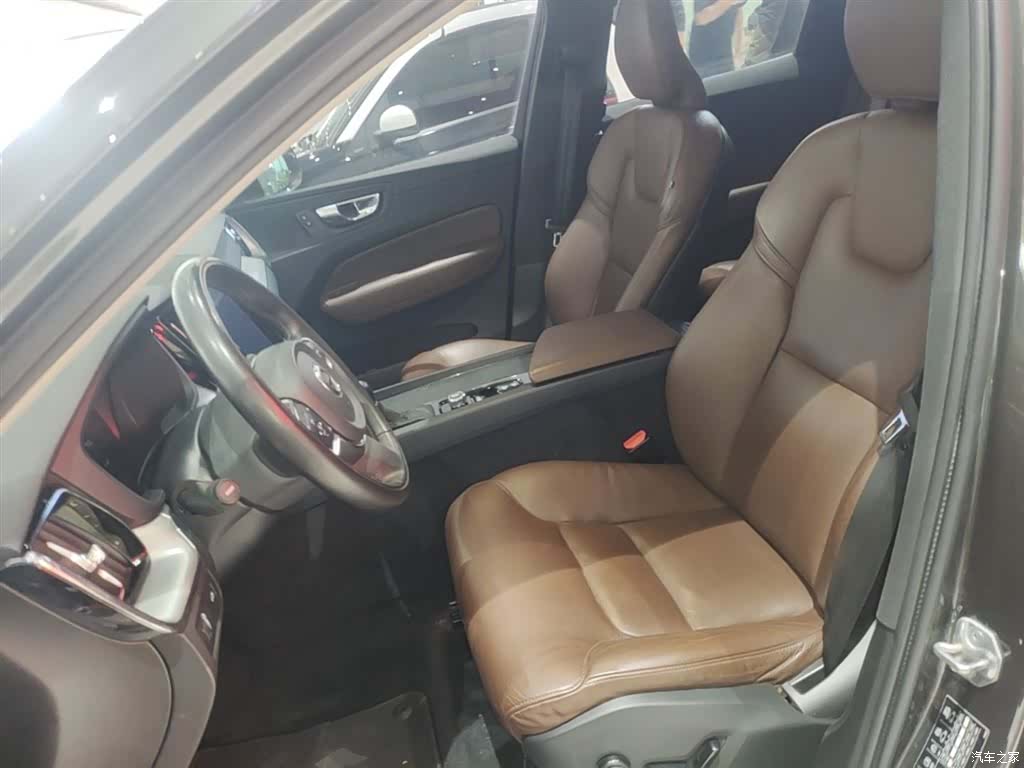Volvo XC60, 2019 15