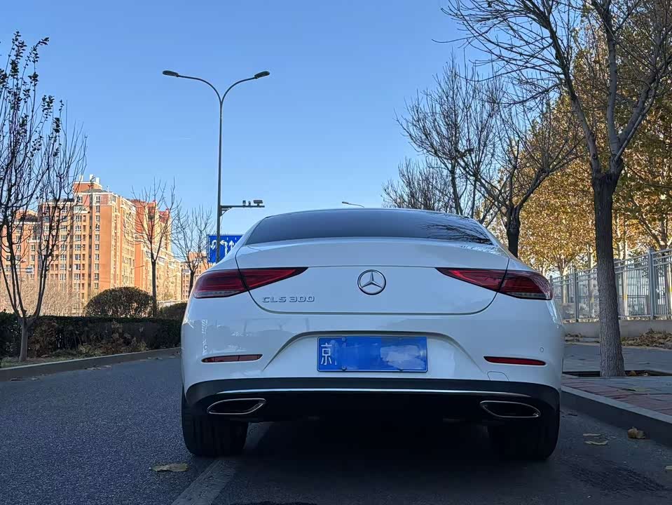 Mercedes-Benz CLS