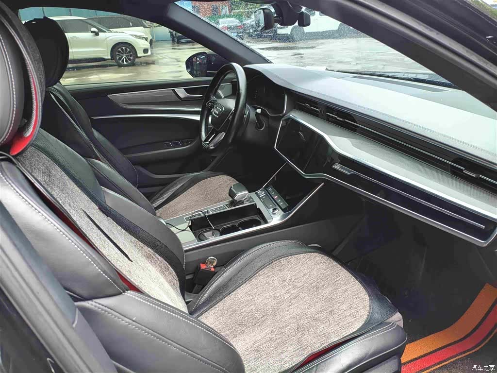 Audi A6L, 2020 все фото