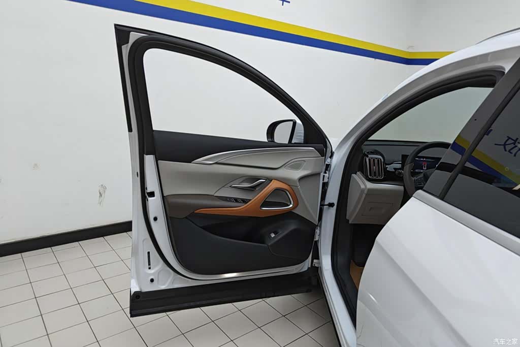 BYD Song, 2023 7