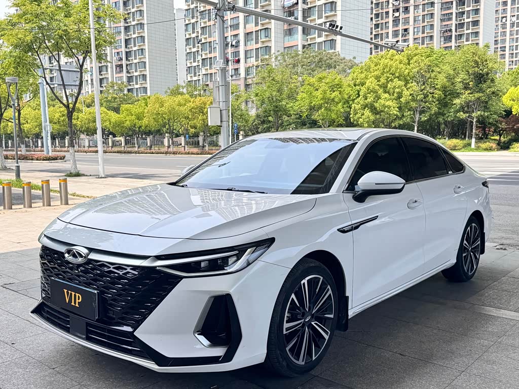 Chery Arrizo 8