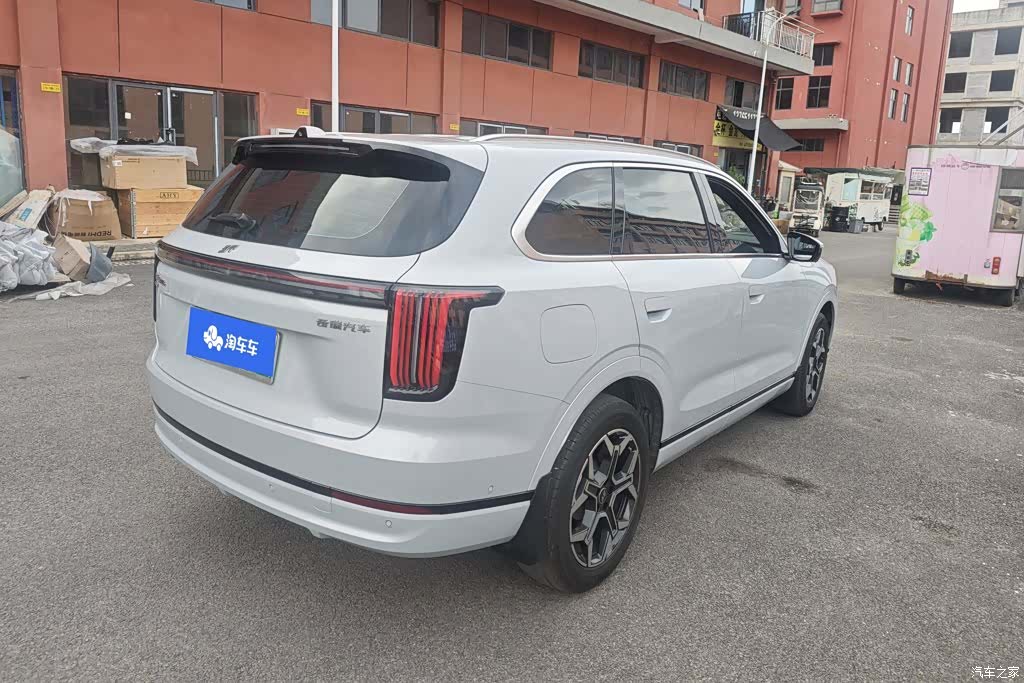 Jetour L7, 2025 3