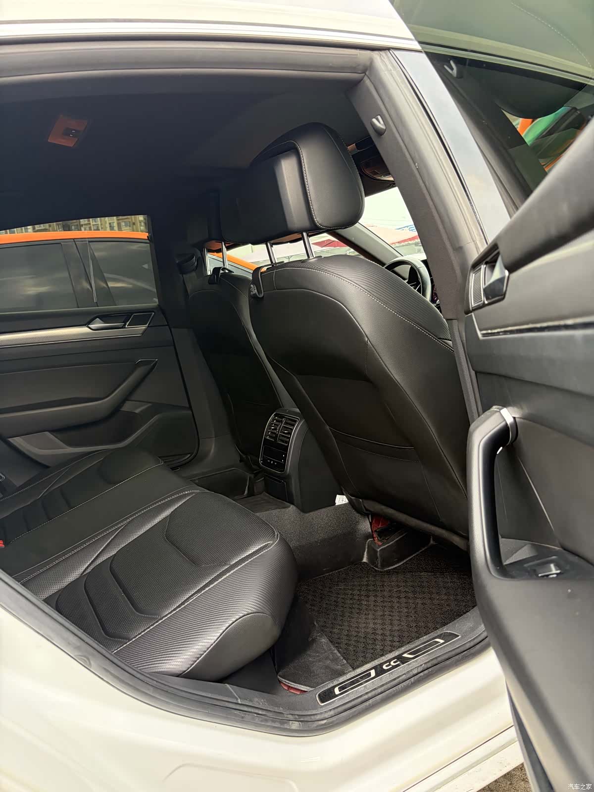 Volkswagen CC, 2020 11
