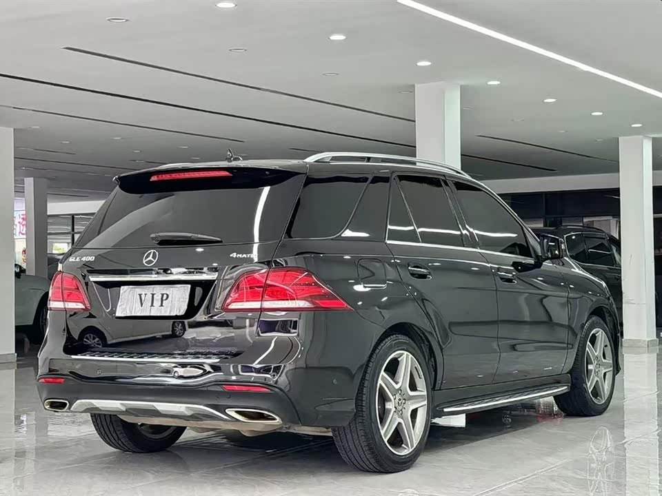 Mercedes-Benz GLE Mercedes-Benz GLE