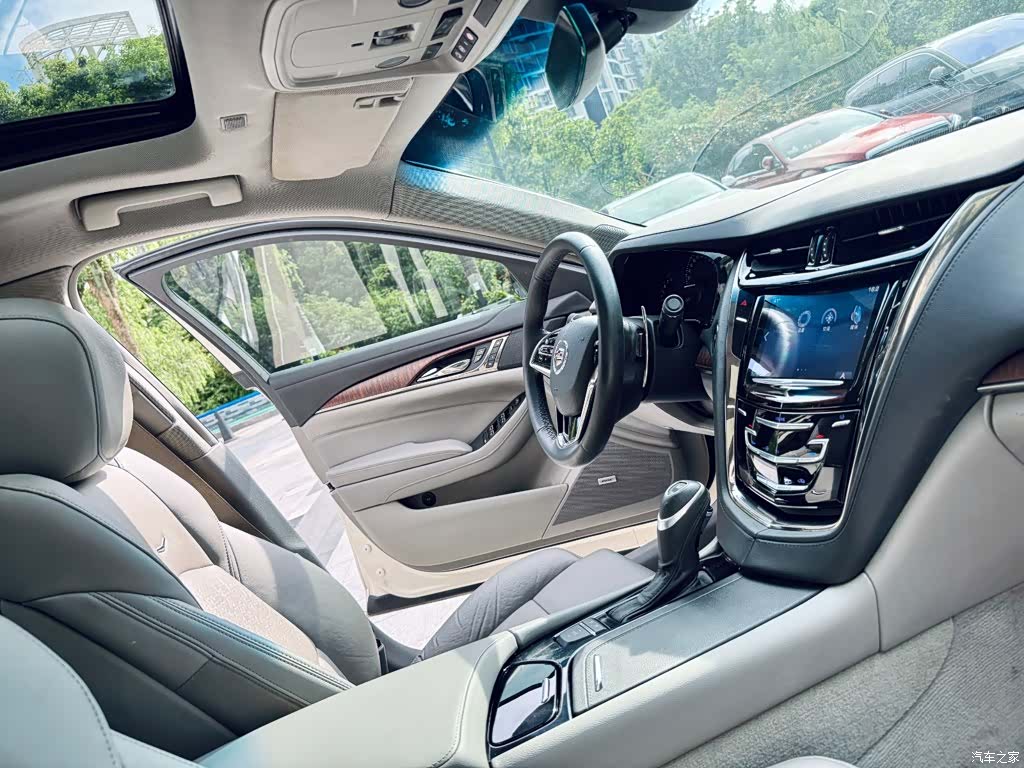 Cadillac CTS, 2015 12